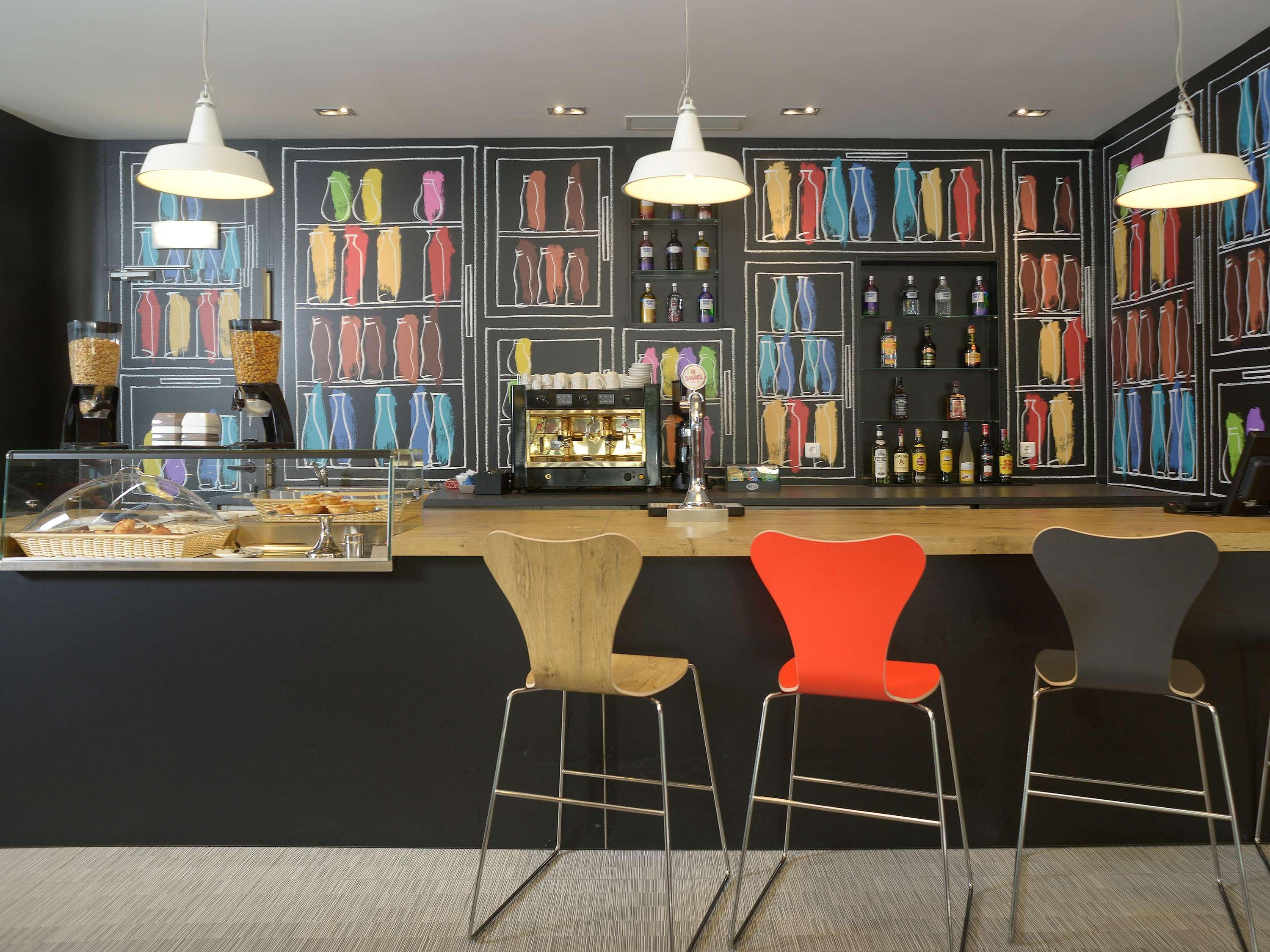 Hotel Ibis Lisboa Parque Das Nacoes Exterior photo