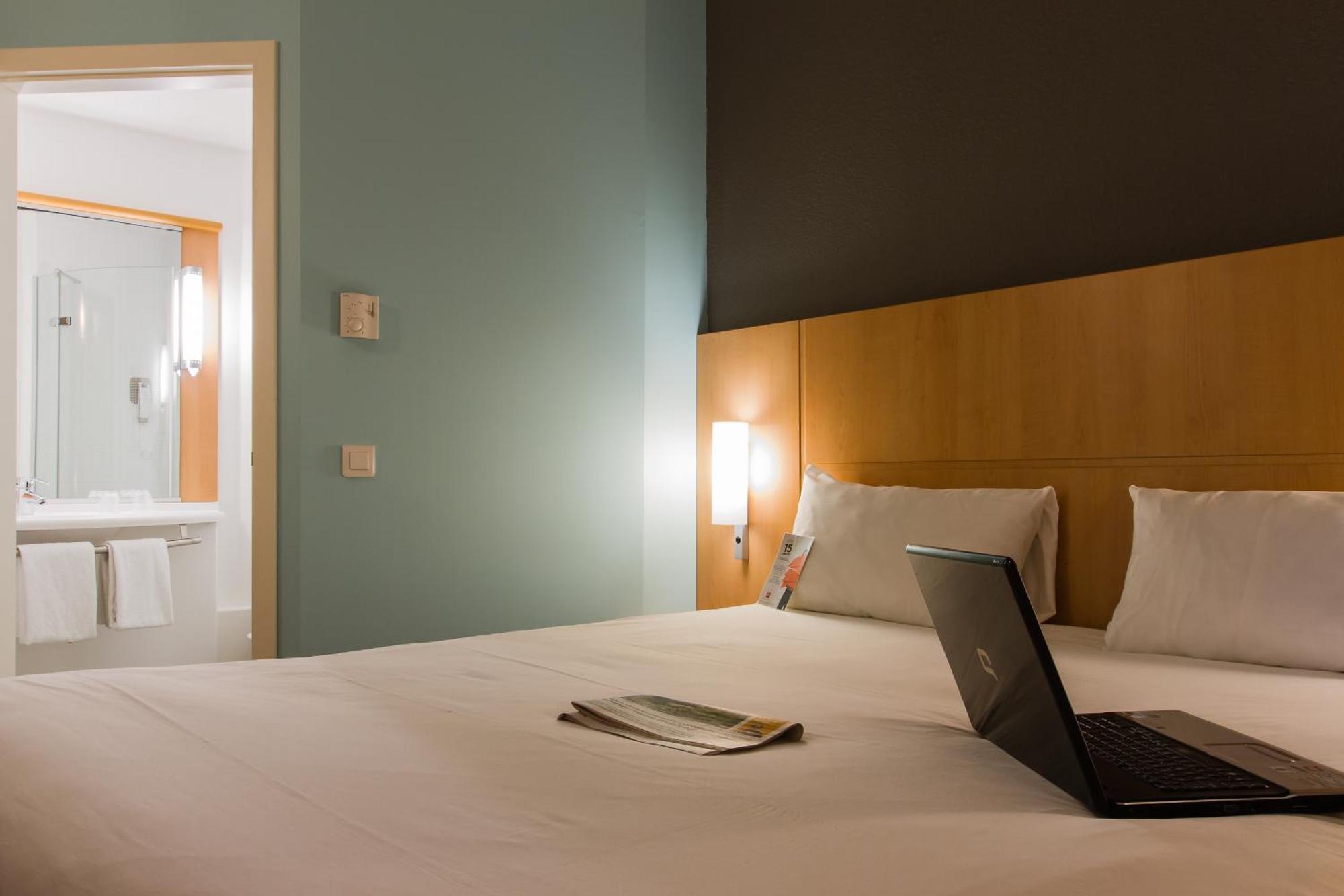 Hotel Ibis Lisboa Parque Das Nacoes Exterior photo